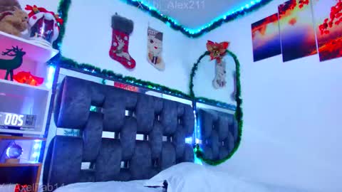 sneider online show from December 2025 03:36:01 AM