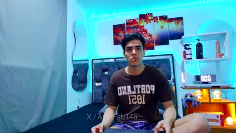 sneider online show from April 2026 02:55:01 AM