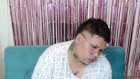 alex_bigclit online show from December 2025 01:04:02 AM