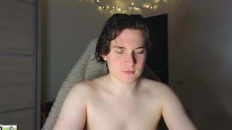 FAVORITE online show from September 2025 09:42:01 PM