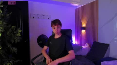 alex_deus online show from April 2026 01:03:01 AM