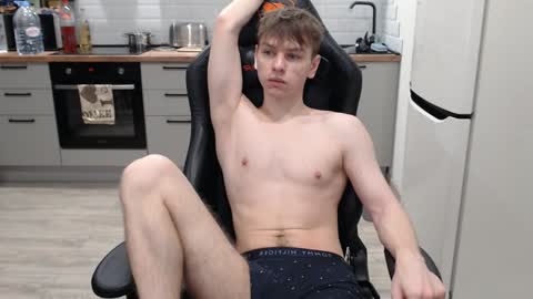 Alex online show from December 2024 01:02:01 AM