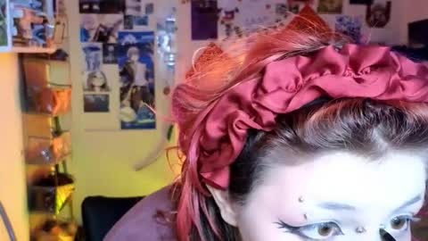 alex_howell online show from December 2025 08:16:02 PM