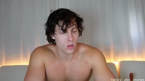 Alex Stone online show from February 2026 07:01:02 PM