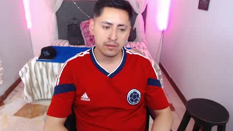Snapshot of alex_levi chatting on June 2026 11:23:01 AM Alex online show from June 2026 11:23:01 AM