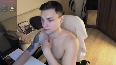 Snapshot of alex_milson chatting on October 2025 04:52:01 AM alex_milson online show from October 2025 04:52:01 AM