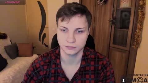 Snapshot of alex_milson chatting on December 2025 10:03:01 PM alex_milson online show from December 2025 10:03:01 PM