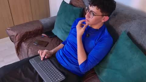 alex online show from July 2026 08:05:01 PM