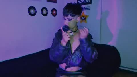 Alex online show from September 2025 02:13:02 AM