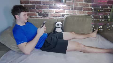 Alex online show from November 2025 07:11:02 AM