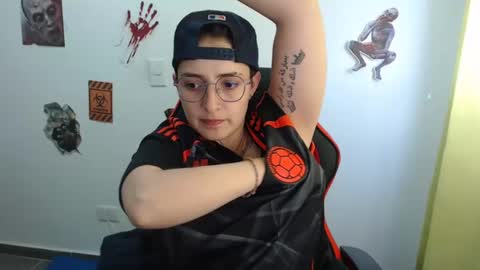 Snapshot of alex_parker07 chatting on December 2024 09:43:02 PM Alex Parker online show from December 2024 09:43:02 PM