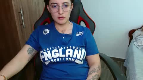 Snapshot of alex_parker07 chatting on January 2025 09:20:01 PM Alex Parker online show from January 2025 09:20:01 PM