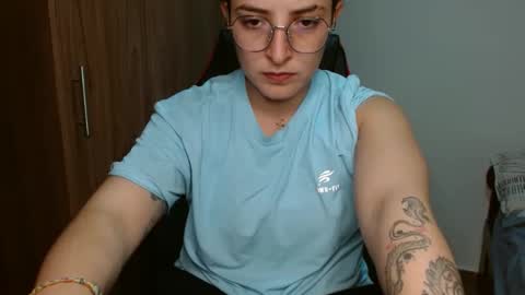 Snapshot of alex_parker07 chatting on January 2025 11:54:01 PM Alex Parker online show from January 2025 11:54:01 PM