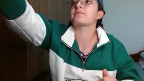 Snapshot of alex_parker07 chatting on January 2025 10:43:01 PM Alex Parker online show from January 2025 10:43:01 PM