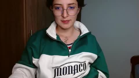 Snapshot of alex_parker07 chatting on January 2025 01:44:01 AM Alex Parker online show from January 2025 01:44:01 AM