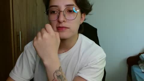 Snapshot of alex_parker07 chatting on January 2025 05:06:01 PM Alex Parker online show from January 2025 05:06:01 PM