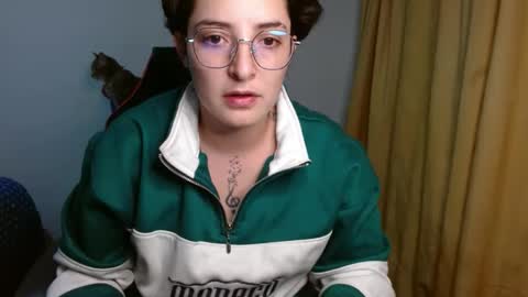 Snapshot of alex_parker07 chatting on February 2025 11:34:02 PM Alex Parker online show from February 2025 11:34:02 PM