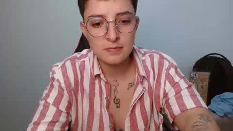 Snapshot of alex_parker07 chatting on October 2025 10:10:02 PM Alex Parker online show from October 2025 10:10:02 PM