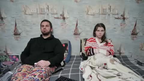 Alex and Sarah online show from November 2025 12:46:02 AM