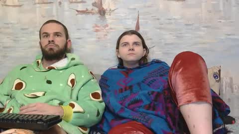 Alex and Sarah online show from February 2026 12:15:01 AM