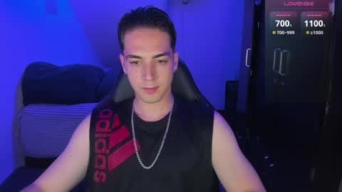 Snapshot of alex_smith0 chatting on March 2025 10:42:01 PM     online show from March 2025 10:42:01 PM