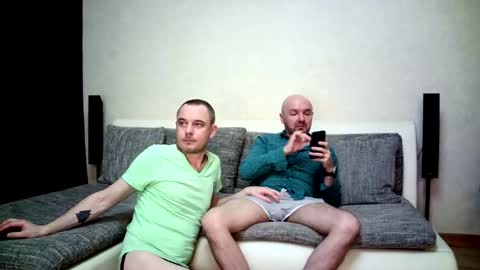 Alex and Tobey online show from January 2026 02:15:01 AM