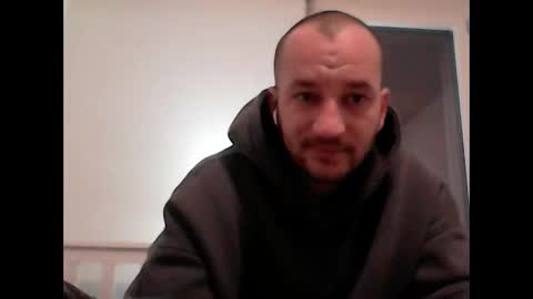 Snapshot of alex_vlad chatting on February 2026 04:33:02 AM Alexandru online show from February 2026 04:33:02 AM