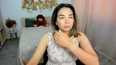 Snapshot of alexa_dolly chatting on July 2026 09:12:01 AM Alexa online show from July 2026 09:12:01 AM