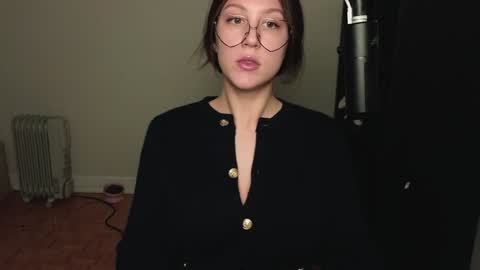 dont be afraid to click social media link its  working  just click on that  online show from December 2024 11:48:01 PM