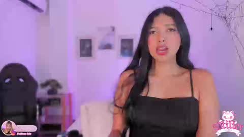 Alexa Millers online show from November 2025 04:03:02 AM