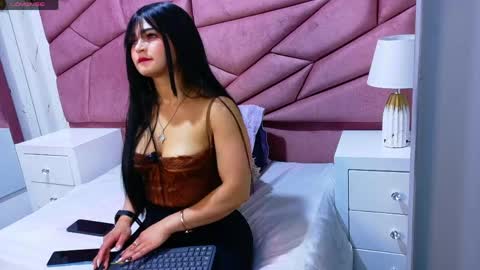 Alexandra online show from April 2026 11:49:01 AM