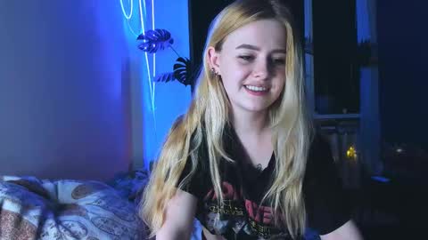 Snapshot of alexa_pirs chatting on February 2025 11:30:01 PM alexa_pirs online show from February 2025 11:30:01 PM