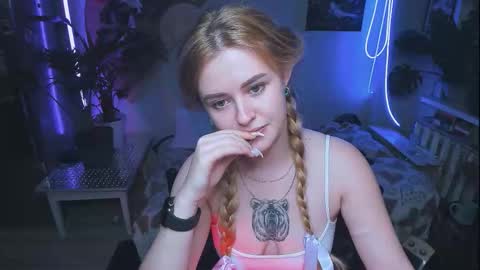 Snapshot of alexa_pirs chatting on October 2025 10:08:02 PM alexa_pirs online show from October 2025 10:08:02 PM