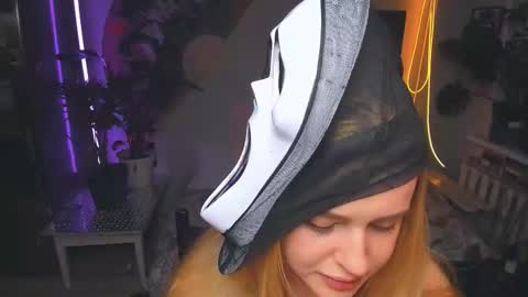 Snapshot of alexa_pirs chatting on October 2025 03:47:02 PM alexa_pirs online show from October 2025 03:47:02 PM