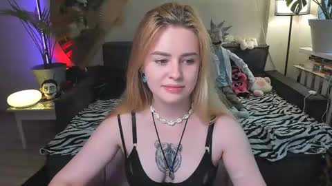 Snapshot of alexa_pirs chatting on June 2026 03:01:02 PM alexa_pirs online show from June 2026 03:01:02 PM