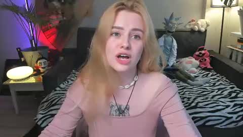 Snapshot of alexa_pirs chatting on July 2026 03:21:02 PM alexa_pirs online show from July 2026 03:21:02 PM