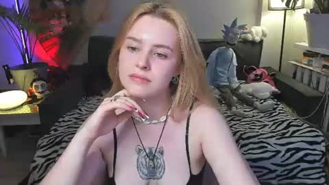 Snapshot of alexa_pirs chatting on July 2026 08:27:01 PM alexa_pirs online show from July 2026 08:27:01 PM