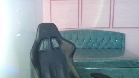 Alexandra online show from January 2026 12:41:01 PM