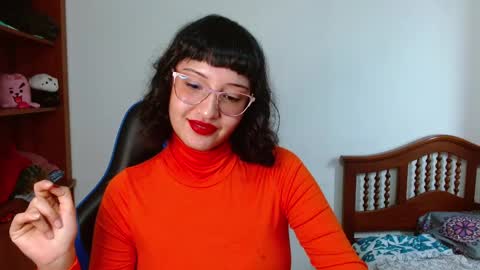 Snapshot of alexaa08 chatting on October 2025 01:01:02 PM Alexandra 3 online show from October 2025 01:01:02 PM