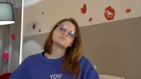 AlexaAvery online show from May 2026 06:09:02 AM