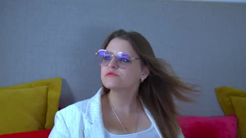 AlexaAvery online show from July 2026 06:08:02 AM