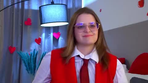 AlexaAvery online show from July 2026 06:08:01 AM