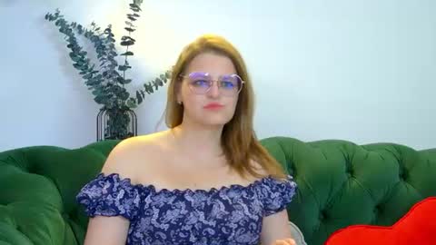 AlexaAvery online show from July 2026 06:17:01 AM