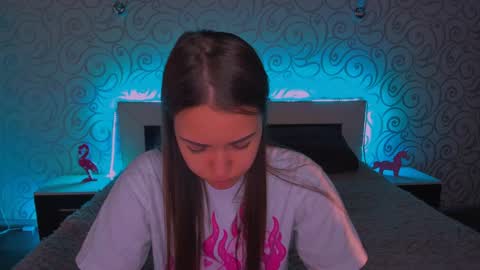 angel online show from December 2024 04:28:02 AM