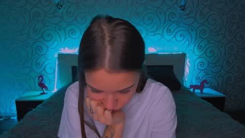 angel online show from December 2024 03:32:01 AM