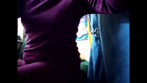 Snapshot of alexablu00 chatting on December 2024 07:05:01 PM AlexaBlu online show from December 2024 07:05:01 PM