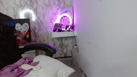 Alexa Fontana online show from March 2026 04:27:01 AM