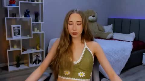 Snapshot of alexaharmon chatting on November 2025 06:24:02 AM AlexaHarmon online show from November 2025 06:24:02 AM