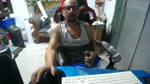 Snapshot of alexamdergal chatting on December 2024 02:19:02 AM Alexamdergal online show from December 2024 02:19:02 AM