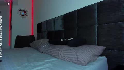 Onlyfansalexmartinezwb  Instagram alexwbmartinez  Twitter martinezcb937 online show from November 2025 11:43:02 PM